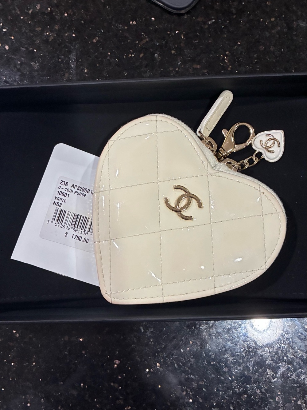 CHANEL White Quilted Heart Key & Card Holder with Gold Hardware